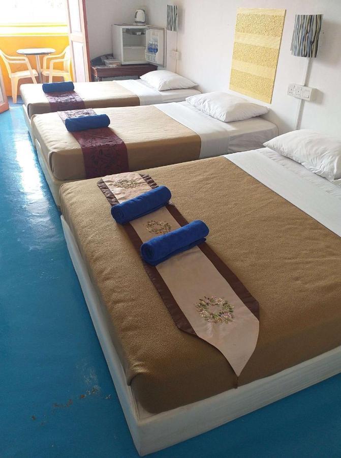 D Riverside Inn Malacca Bagian luar foto